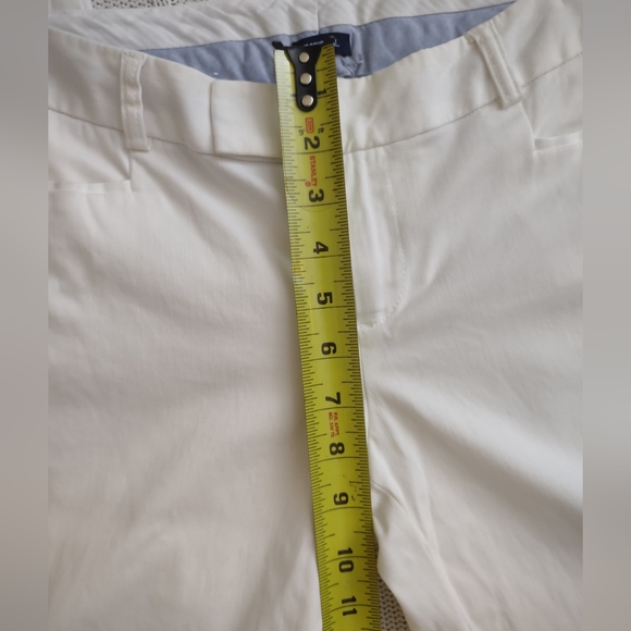White Original Button-Tab Stretchy Trousers from the Gap Sz. 4 - Picture 6 of 7